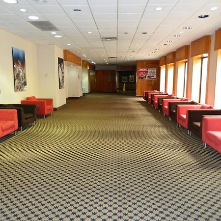 Howard Johnson Plaza Kansas City Hotel & Conference Center 외부 사진