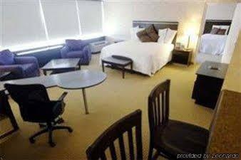 Howard Johnson Plaza Kansas City Hotel & Conference Center 외부 사진