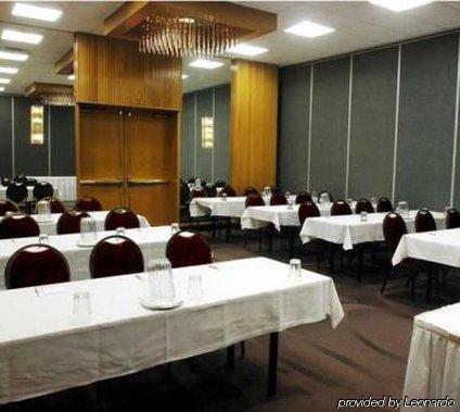Howard Johnson Plaza Kansas City Hotel & Conference Center 외부 사진