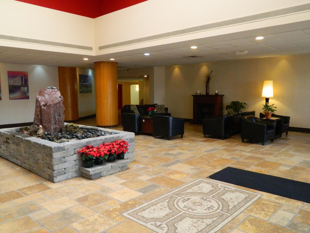 Howard Johnson Plaza Kansas City Hotel & Conference Center 외부 사진